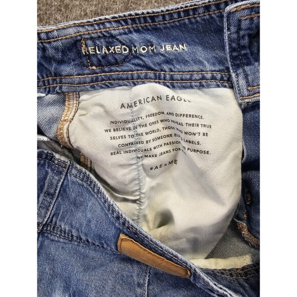 American Eagle Jeans Women’s Size 6 Relaxed Mom Jeans Medium Wash Triple Button - Picture 6 of 11